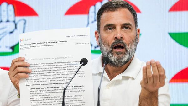 విపక్ష నేతల ఫోన్లు హ్యాక్-ఆధారాలు బయటపెట్టిన రాహుల్-ఆపిల్ షాకింగ్ రియాక్షన్..