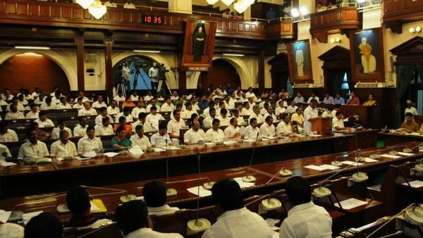 తమిళనాడు అసెంబ్లీ సమావేశాలు చూసేందుకు వచ్చిన ఆస్ట్రేలియా పార్లమెంట్ సభ్యులు !