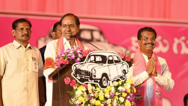 గద్వాలను గబ్బు పట్టించిందెవరు? ఏపీ సీఎం వల్లే అన్యాయం జరిగింది: కేసీఆర్ విమర్శలు