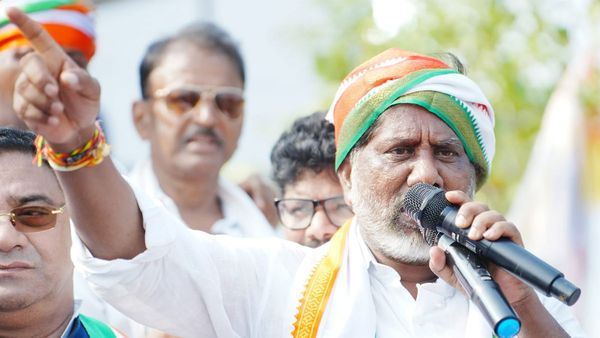 జలగం వెంగళరావుని గుర్తుచేసి ముఖ్యమంత్రి పదవిపై భట్టి విక్రమార్క సంచలన వ్యాఖ్యలు!!