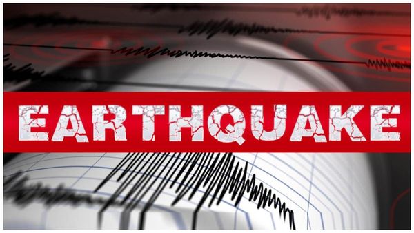 Earthquake: ఢిల్లీలో భూ ప్రకంపనలు.. ఆందోళన చెందిన ప్రజలు..
