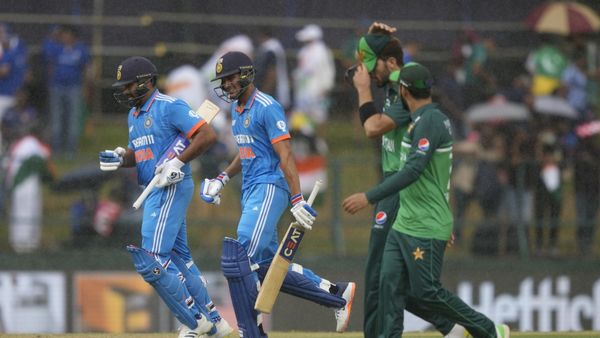 Ind Vs Pak: బాబర్ లక్కు బాగుంది - సెమీస్ లో భారత్ వర్సస్ పాక్, వేదిక మార్పు..!!