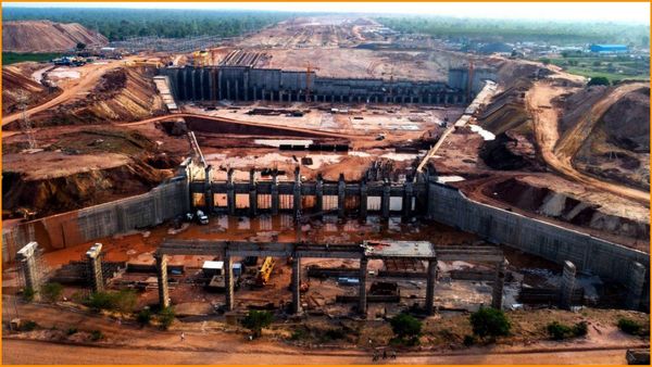 కుంగింది అందుకే - కాళేశ్వరంపై సంచలన నివేదిక..!!