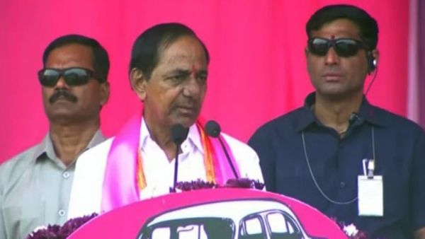 ఏపీ సింగిల్ రోడ్, తెలంగాణ డబుల్ రోడ్: సత్తుపల్లి సభలో కేసీఆర్ కీలక వ్యాఖ్యలు