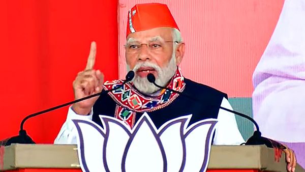 ఫామ్ హౌస్ ముఖ్యమంత్రి మనకు అవసరమా? ఆలోచించాలన్న ప్రధాని మోడీ!!