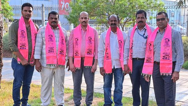 ఎవ‌రెన్ని కుట్ర‌లు చేసినా బీఆర్ఎస్‌దే హ్యాట్రిక్ విజ‌యం: బీఆర్ఎస్ ఎన్నారై బ‌హ్రెయిన్ నేతలు