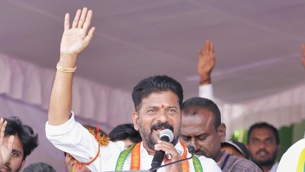 గువ్వల బాలరాజుపై దాడి ఎపిసోడ్ ఓ డ్రామా: ప్రశాంత్ కిషోర్ వ్యూహాలంటూ రేవంత్ కీలక వ్యాఖ్యలు