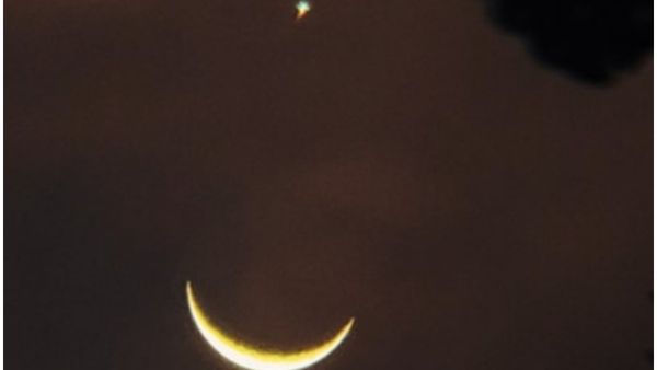 ఆకాశంలో తూర్పు దిక్కున అద్భుతం ఆవిష్కృతం