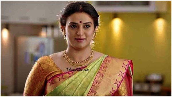 పవిత్రా లోకేష్(నరేష్) రెమ్యునరేషన్