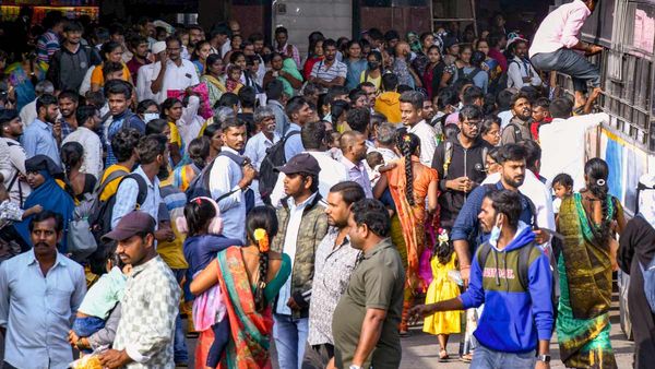 జై తెలంగాణ, ఛలో తెలంగాణ, బెంగళూరులో ఐటీ కంపెనీ ఉద్యోగులు ఎలా ప్లాన్ చేశారో చూడండి!