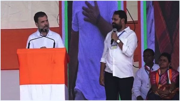 పదేళ్లలో కేసీఆర్ సర్కారు చేసిందేంటి? మేం వస్తే తొలి కేబినెట్ భేటీలో 6 గ్యారంటీలు: రాహుల్