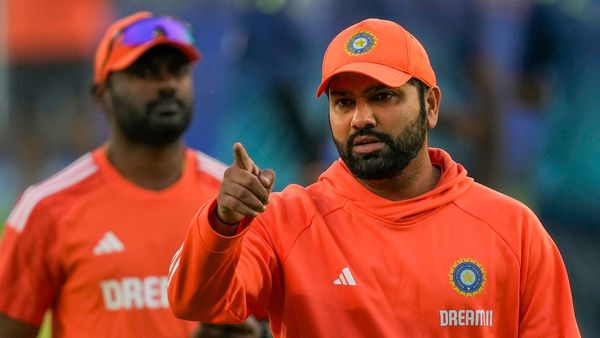 IND Vs AUS: గెలుపుకు ఆ నలుగురే అడ్డు - రోహిత్ విన్నింగ్ మంత్ర..!!