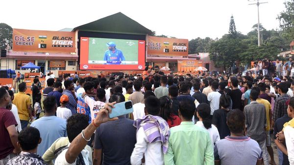 IND vs AUS final: 13 జిల్లా కేంద్రాల్లో భారీ స్క్రీన్లపై లైవ్ టెలికాస్ట్: అడ్రసులు ఇవే
