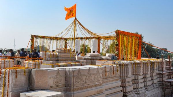 Ayodhya: అయోధ్యలో మహాఘట్టానికి వేగంగా ఏర్పాట్లు- 400 మంది సాధువులు, ఆధ్యాత్మిక గురువులు..