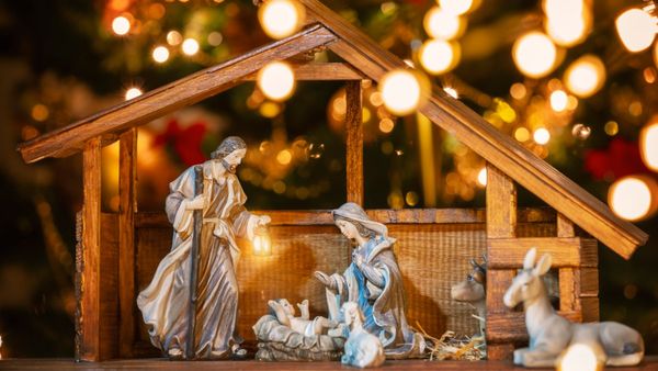 క్రిస్మస్ పండుగ ప్రాధాన్యత ఇదే.. ఏసుక్రీస్తు జన్మ రహస్యమిదే!!