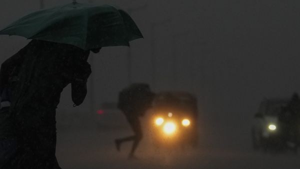 cyclone michaung: మిచౌంగ్ తుఫాను ఎఫెక్ట్- రేపు, ఎల్లుండి స్కూళ్లకు సెలవు..!