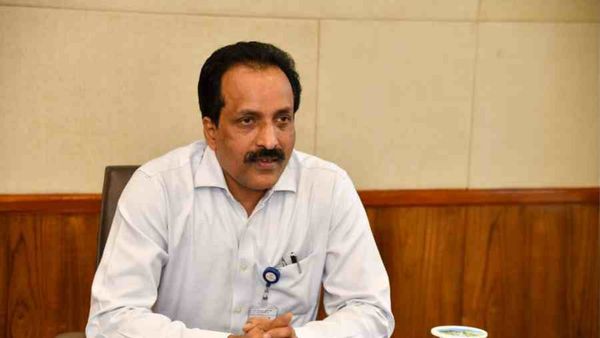 2040 నాటికి చంద్రుడిపైకి భారత వ్యోమగామి, స్పేష్ స్టేషన్ కూడా: ఇస్రో చీఫ్ సోమనాథ్