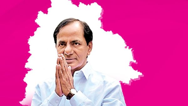 సీఎం కేసీఆర్ రాజీనామాను ఆమోదించిన గవర్నర్: అప్పటి వరకు అపద్ధర్మ సీఎంగా