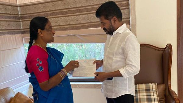 రేవంత్ హయాంలో అదే తొలి పండగ: వైభవోపేతంగా: నిధుల కోసం సీఎంను కలిసిన కొండా సురేఖ