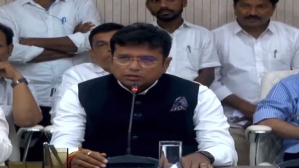 2014-2023 వరకు లెక్కలు తేలాలి! 9 నుంచే మహిళలకు ఉచిత బస్సు..: కేబినెట్ భేటీపై శ్రీధర్ బాబు