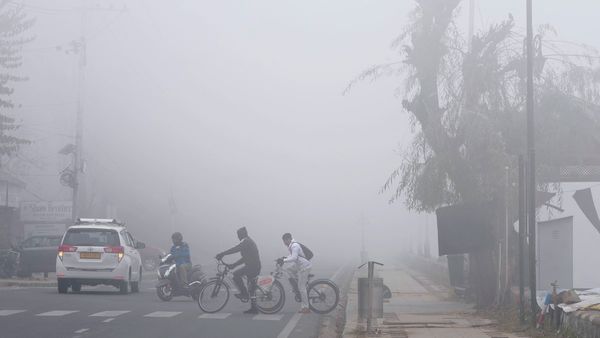 Weather Report: తెలంగాణలో ఉష్ణోగ్రతలు భారీగా పడిపోతున్నాయి..