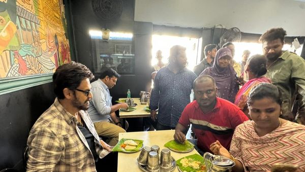 బాబాయ్ హోటల్ లో టిఫిన్ చేసిన విక్టరీ వెంకటేష్