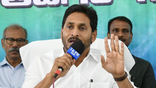 రాజీనామాల వేళ.. జగన్ మెరుపు నిర్ణయం: సిట్టింగ్ ఎమ్మెల్యేకు నో టికెట్: కొత్త ఇన్‌ఛార్జీ నియామకం