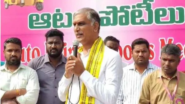 ఆటో డ్రైవర్లకు రూ. 15 వేల భృతి ఇవ్వాలంటూ హరీశ్ రావు డిమాండ్