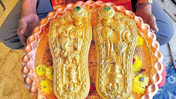 అయోధ్య రామయ్య పాదుకల తయారీ ఇక్కడే.. భాగ్యనగరం పేరు సార్ధకం!!