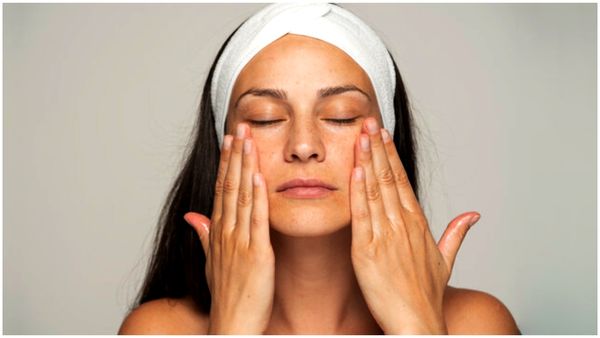 Beauty tips: రూపాయి ఖర్చులేని సినీతారల సౌందర్య రహస్యం ఇదే; మీరూ ట్రై చెయ్యండి!!