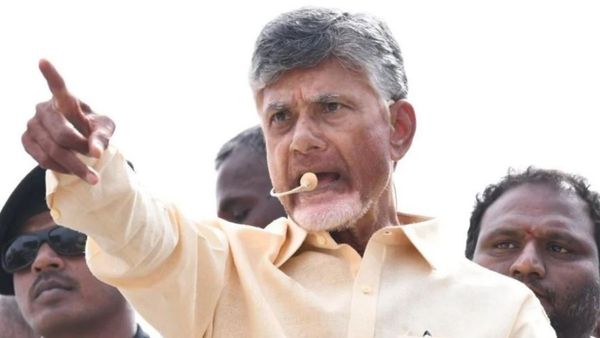 జగన్ కూ, చంద్రబాబుకూ మధ్య ఎంత తేడా ? టీడీపీ మాజీ మంత్రి షాకింగ్ కామెంట్స్..!