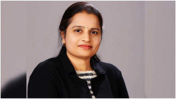 Mamatha: కూకట్‍పల్లి జోనల్ కమిషనర్ మమతపై బదిలీ వేటు..