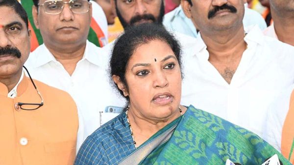 జనవరి 22న ఏపీలో స్కూళ్లకు సెలవు ఇవ్వండి..! పురందేశ్వరి డిమాండ్..!