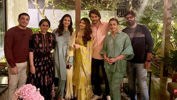 Mahesh Babu: పార్టీ ఇచ్చిన రమణ గాడు