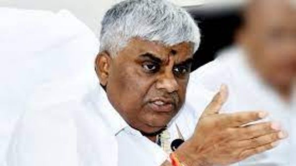 మాజీ ప్రధాని కొడుకు రాసలీలల వీడియో ఉంది, నోరు మూసుకుంటే మంచిది, లాయర్ చాలెంజ్ !