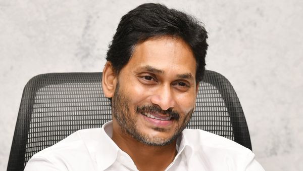 ఏపీలో కొత్త ఉద్యోగాల భర్తీపై జగన్ సర్కార్ కీలక నిర్ణయం..!
