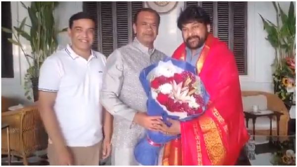 విశ్వంభరుడికి చిరు సన్మానం