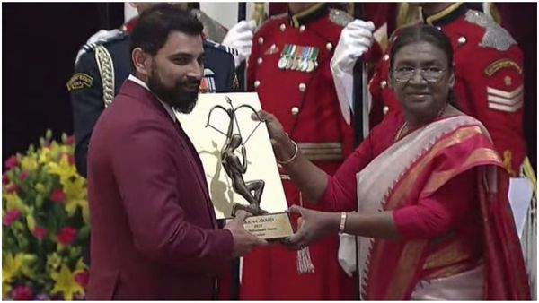 ప్రతిష్ఠాత్మక అవార్డు‌ను అందుకున్న మహ్మద్ షమీ
