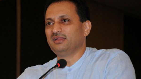 హిందువులు అంటే సమాజం అంటే బెవర్సా సమాజమా ?, సీఎంకు ఫైర్ బ్రాండ్ ఎంపీ సవాల్ !