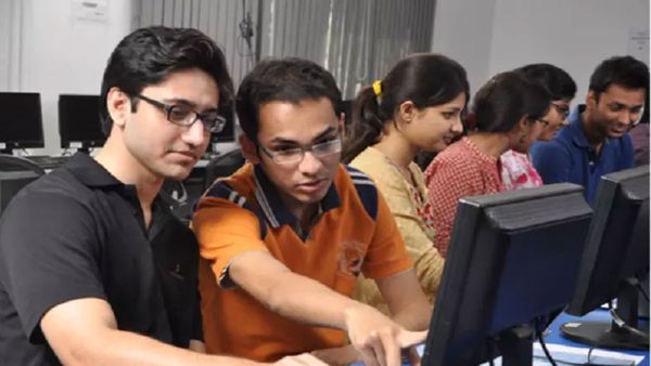 NEET SS 2023: నీట్ ఎస్ఎస్ 2023 అభ్యర్ధులకు గుడ్ న్యూస్- కౌన్సెలింగ్ రిపోర్టింగ్ తేదీ పొడిగింపు..