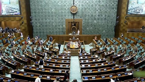 నేటినుండే పార్లమెంట్ బడ్జెట్ సమావేశాలు: రేపే బడ్జెట్; ఆ ఎంపీలపై సస్పెన్షన్ ఎత్తివేత!!