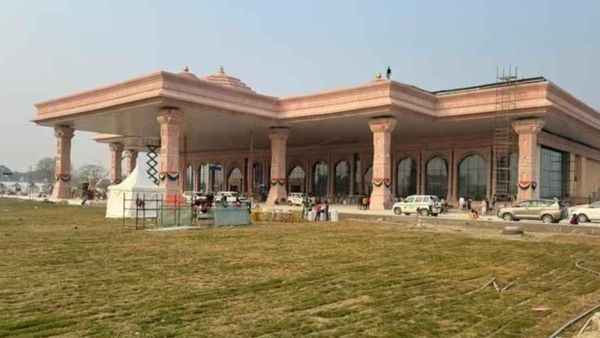 అయోధ్య ఎయిర్ పోర్టు ఇక ‘‘మహర్షి వాల్మీకి అంతర్జాతీయ విమానాశ్రయం’’