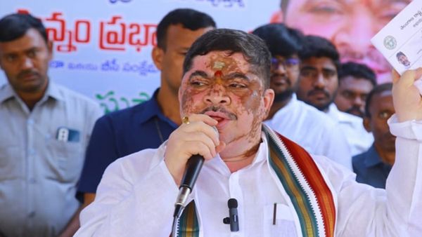 బండి సంజయ్‌ గురించిన ఆ విషయం తెలసుకు కానీ, ఇది తెలియదు: పొన్నం ప్రభాకర్ సెటైర్లు