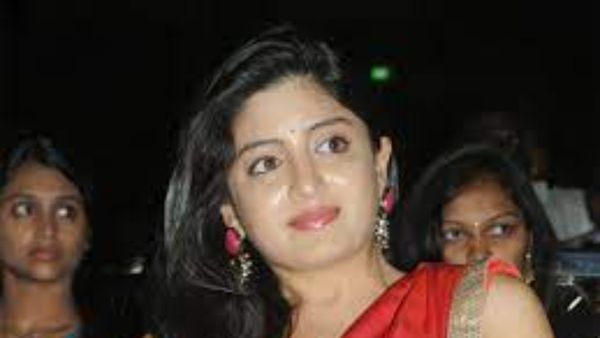 Poonam Kaur: ప్రముఖ దర్శకుడిపై పూనం కౌర్ ఫైర్..!