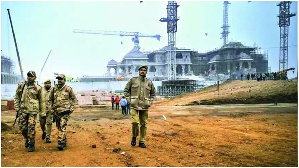 Ayodhya : సీఆర్పీఎఫ్ నుంచి యూపీ పోలీసుల చేతుల్లోకి అయోధ్య రామాలయ భద్రత- 32 ఏళ్ల తర్వాత..