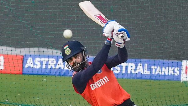 రెండో టీ20: టీమ్‌లో కోహ్లీ: బౌలర్ల ఊచకోతే..!!