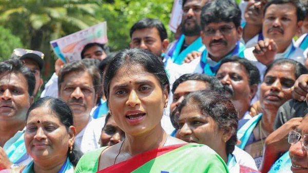 YS Sharmila: కాసేపట్లో కాంగ్రెస్ లో వైఎస్ షర్మిల చేరిక-పదవిపై వీడని సస్పెన్స్!