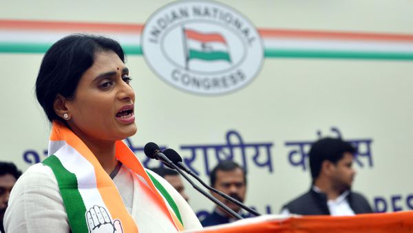 వైఎస్ షర్మిల పీసీసీ ఛీఫ్ అవుతున్న వేళ ఏపీలో కాంగ్రెస్ దుస్ధితి ఇదీ..!