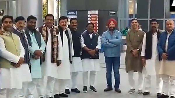 క్యాంపు రాజకీయాలకు కేంద్రంగా హైదరాబాద్: ఇప్పుడు బీహార్ కాంగ్రెస్ ఎమ్మెల్యేలు