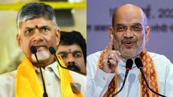 ఢిల్లీలో అమిత్ షా కాళ్ళు మొక్కిన చంద్రబాబు షాకింగ్ ఫోటో వైరల్!!